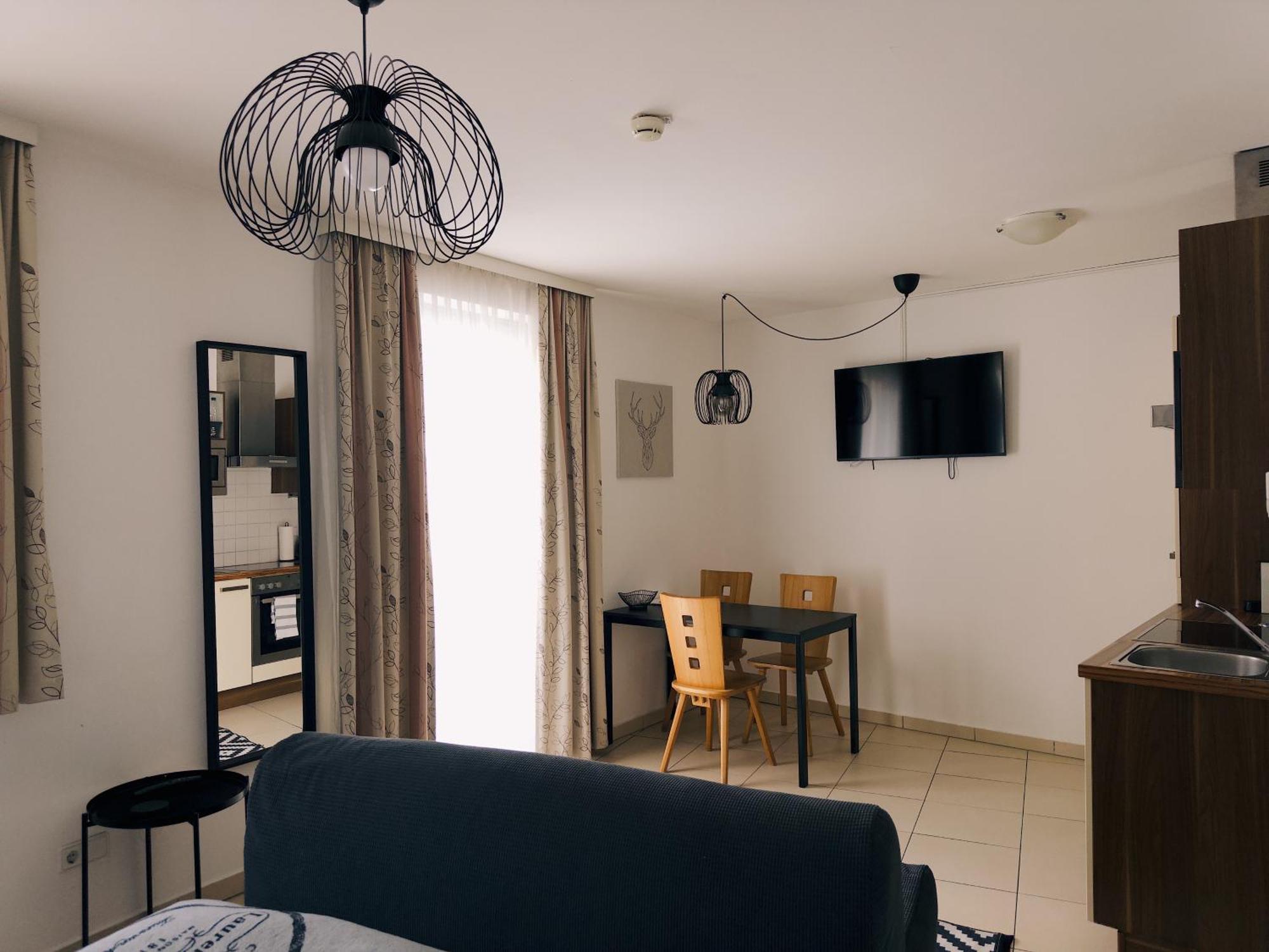Alpzbase Apartment